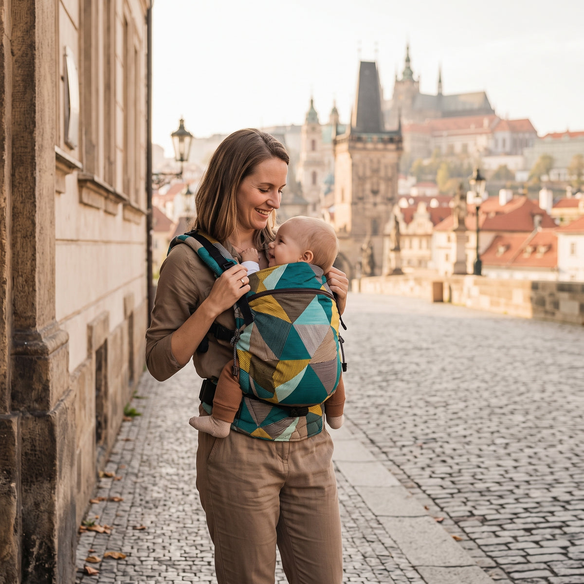 Monkey Mum® Ergonomické rostoucí nosítko Carrie - Půvab geometrie