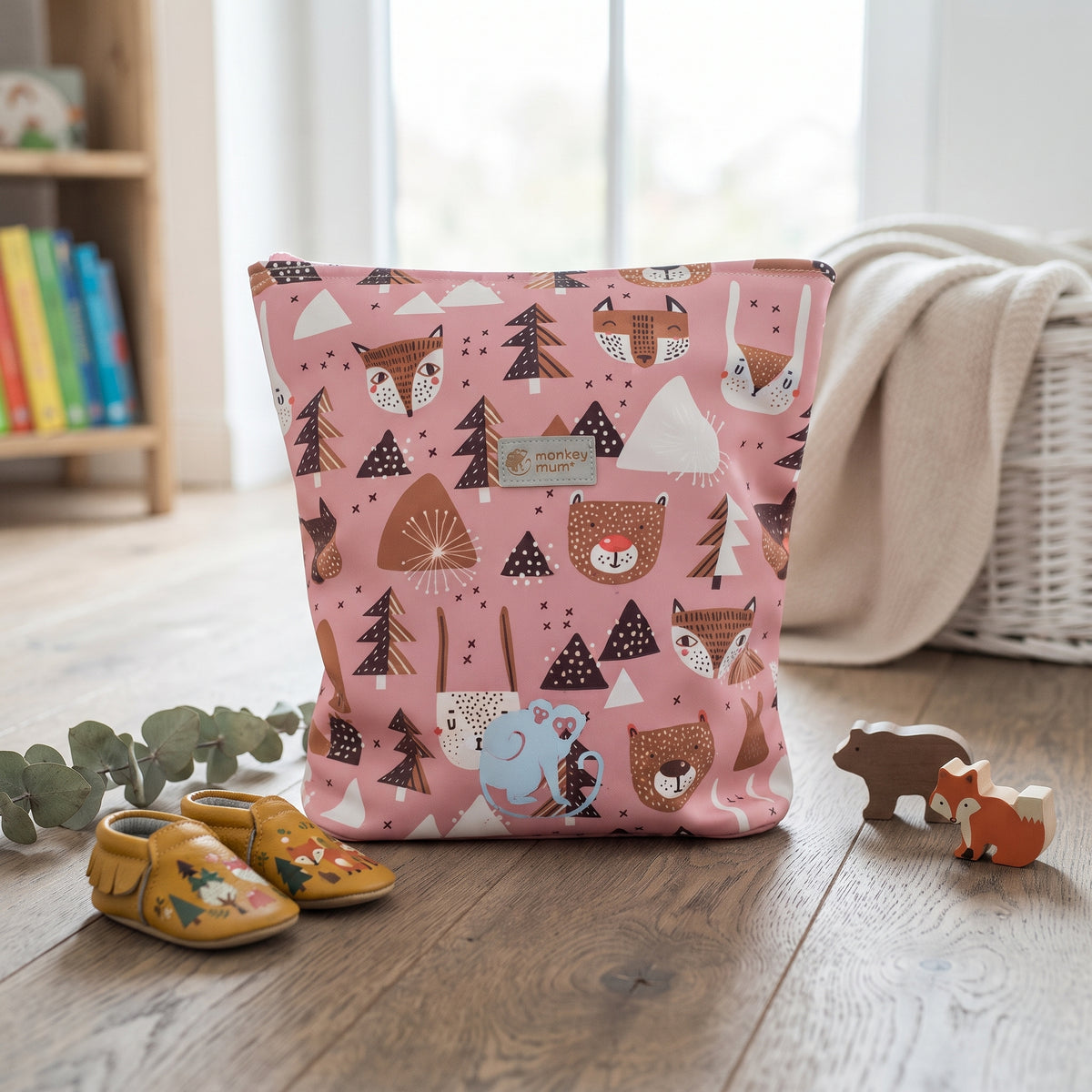 Dětský softshellový batůžek Monkey Mum® - Lesní zvířátka - Růžový