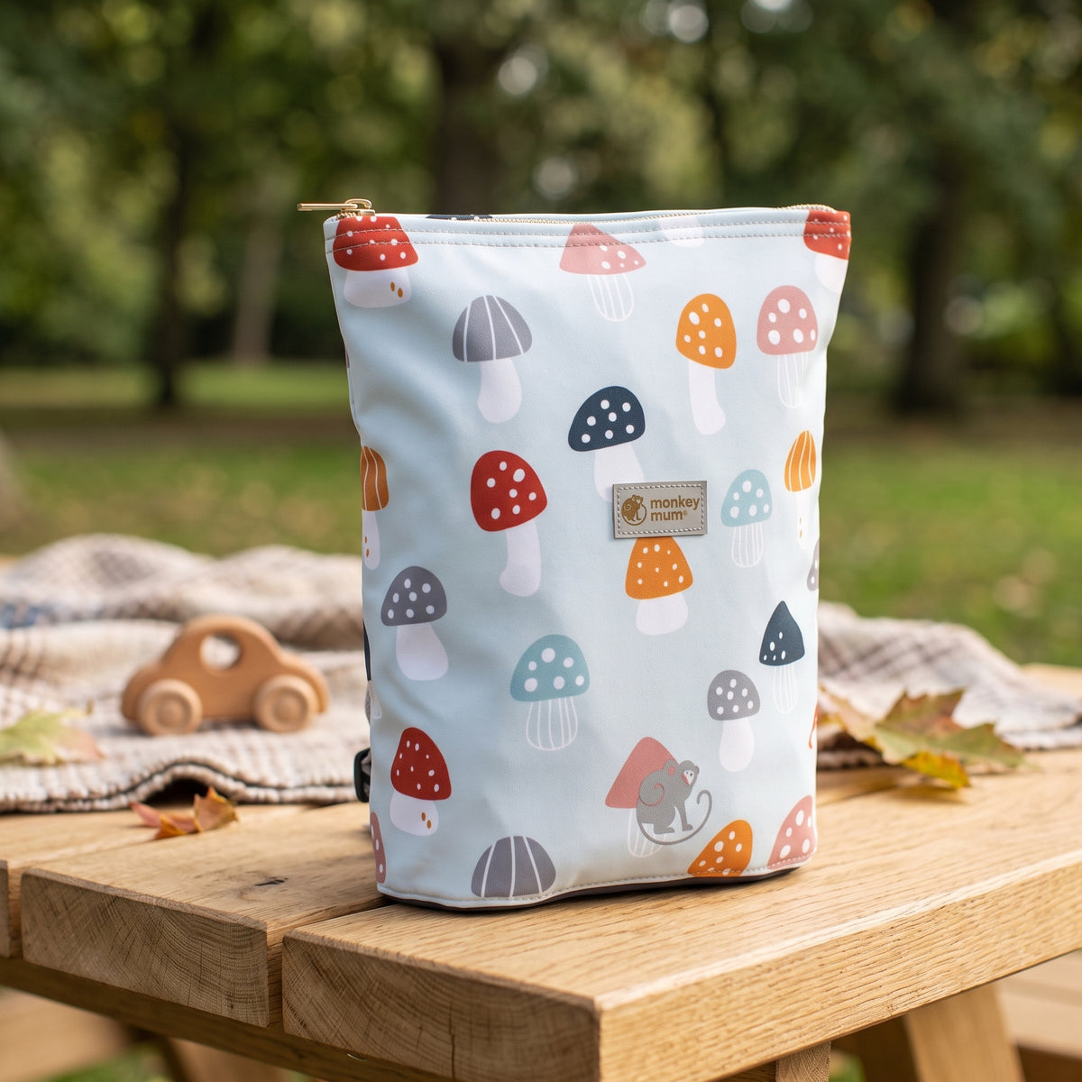 Dětský softshellový batůžek Monkey Mum® - Pestrobarevné mochomůrky