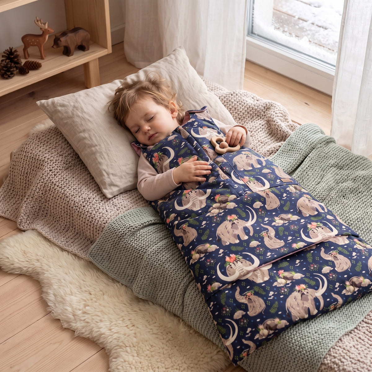 Zimní rostoucí spací vak Monkey Mum® 0 - 4 roky - sada - Mamutí princezna