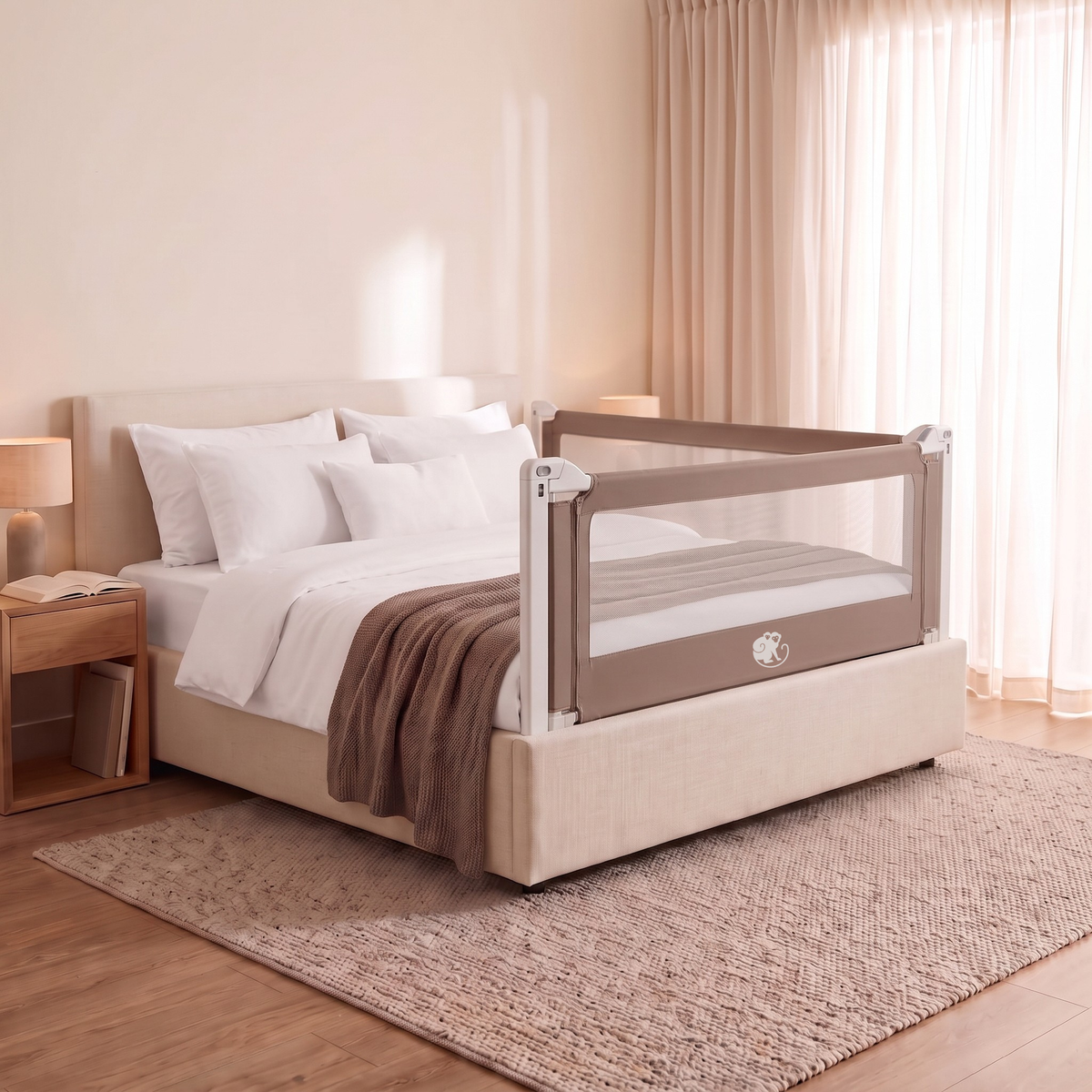 Plachta na zábranu na postel Monkey Mum® Popular - Latte