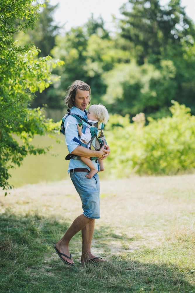 Monkey Mum® Ergonomické rostoucí nosítko Carrie - Půvab geometrie