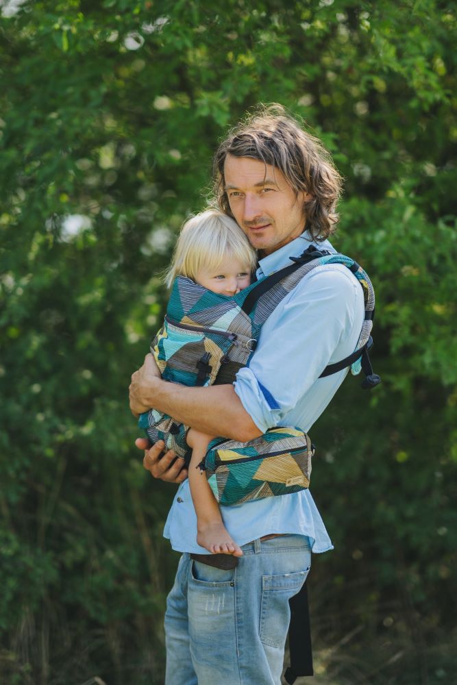 Monkey Mum® Ergonomické rostoucí nosítko Carrie - Půvab geometrie