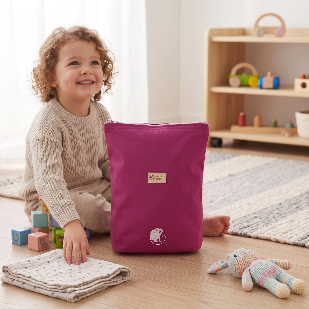 Dětský softshellový batůžek Monkey Mum® - Šťavnatá malina