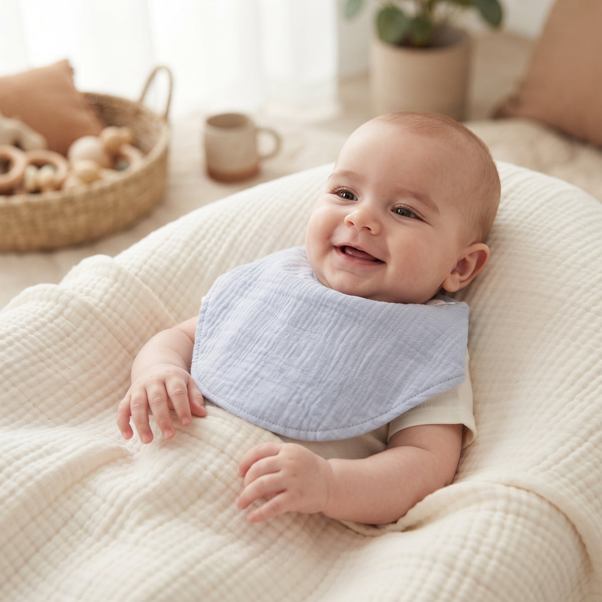 Mušelínový slintáček Monkey Mum® - Fialka