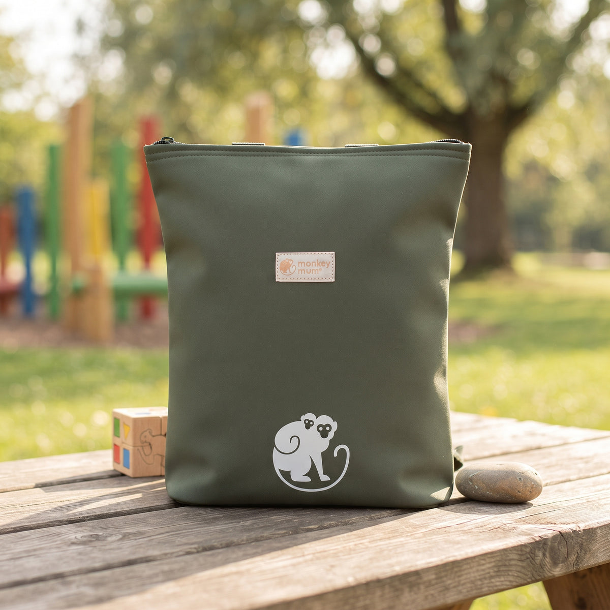 Dětský softshellový batůžek Monkey Mum®  - Tmavě zelený