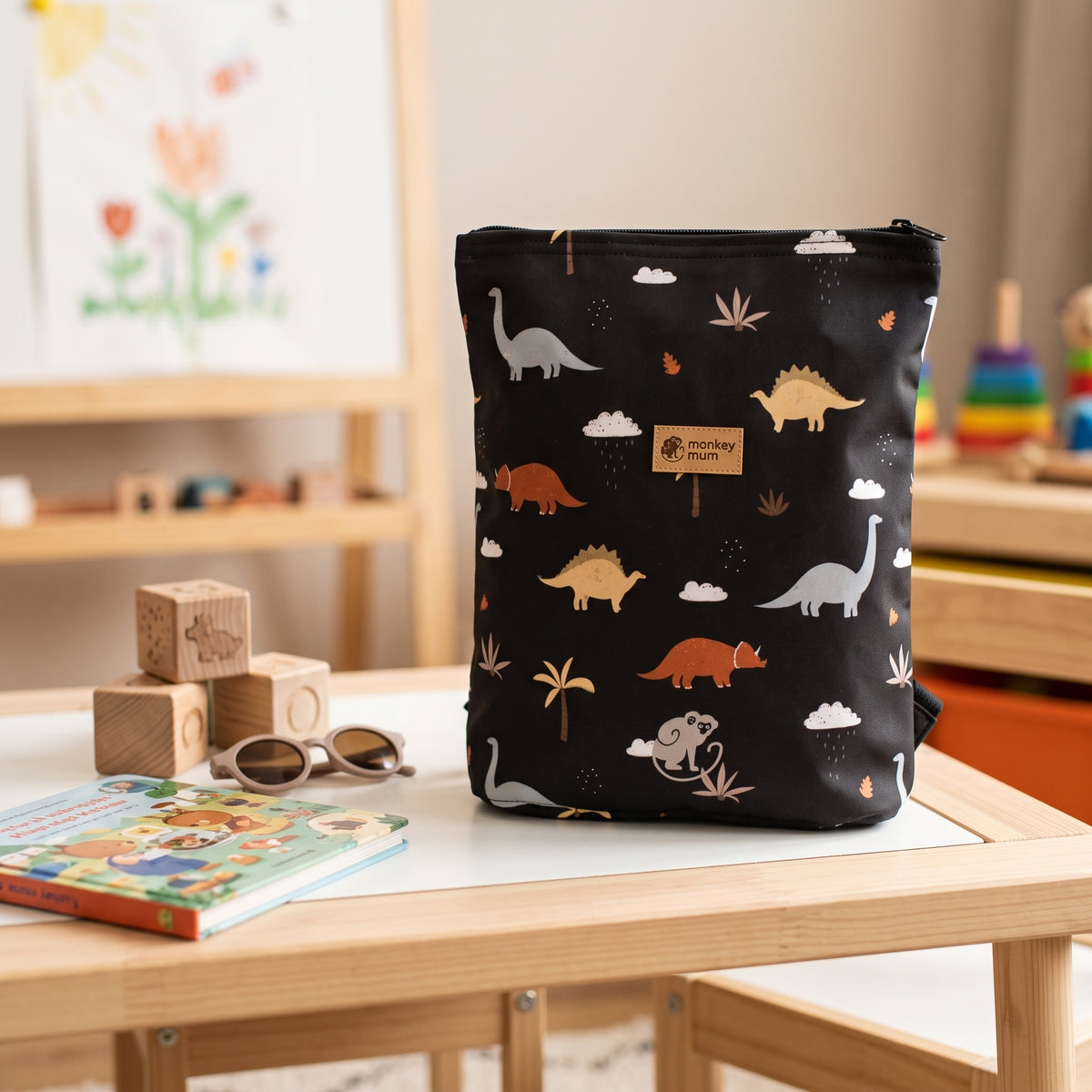 Dětský softshellový batůžek Monkey Mum® - Dinosauří cesta