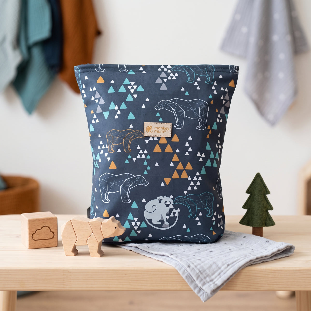 Dětský softshellový batůžek Monkey Mum®  - Origami medvěd - Tmavě modrý