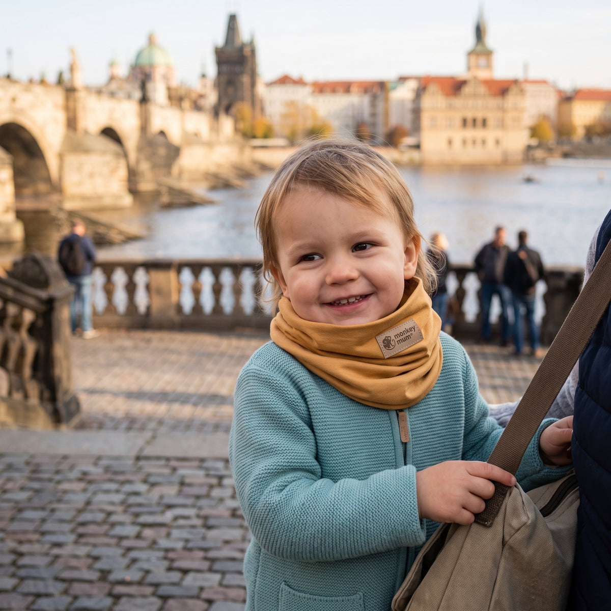 Nákrčník Monkey Mum® - Hořčicový