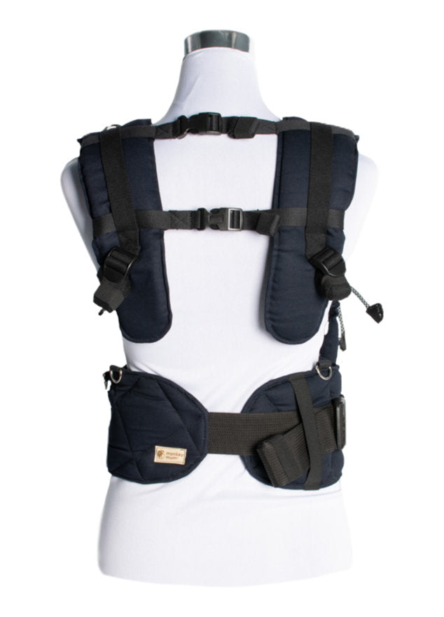 Monkey Mum® Ergonomické rostoucí nosítko Carrie - Stříbrná tma