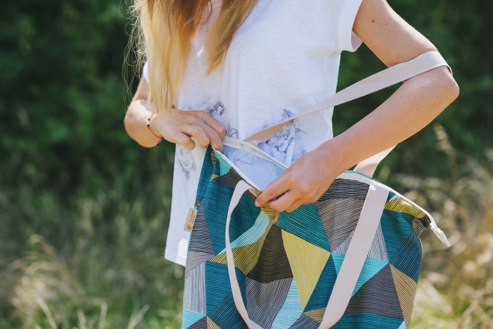 Monkey Mum® Malá látková taška pro doplňky Carrie - Půvab geometrie